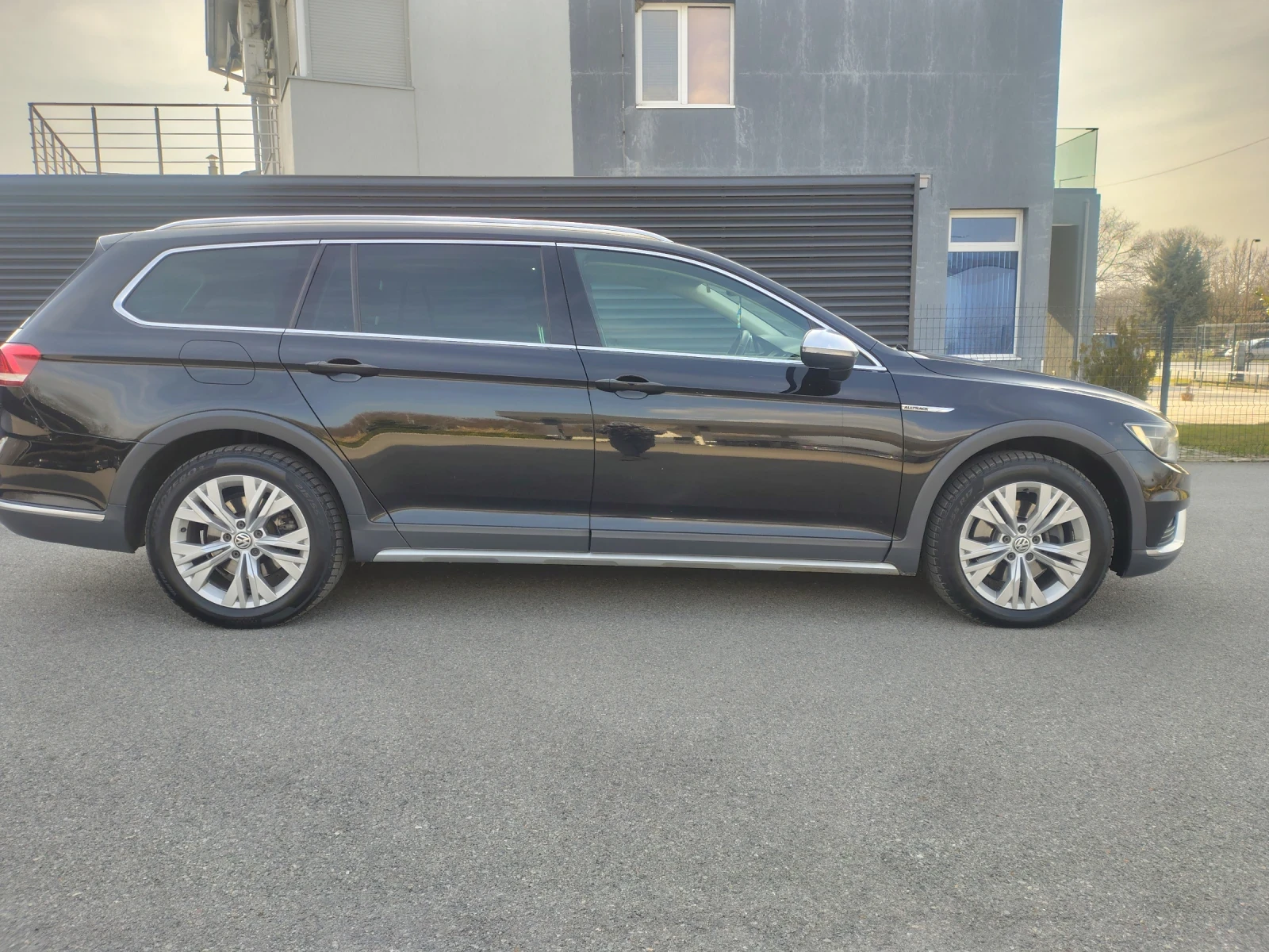 VW Alltrack 2.0TDI 190кс Alltrack TOP , снимка 7 - Автомобили и джипове - 55828859
