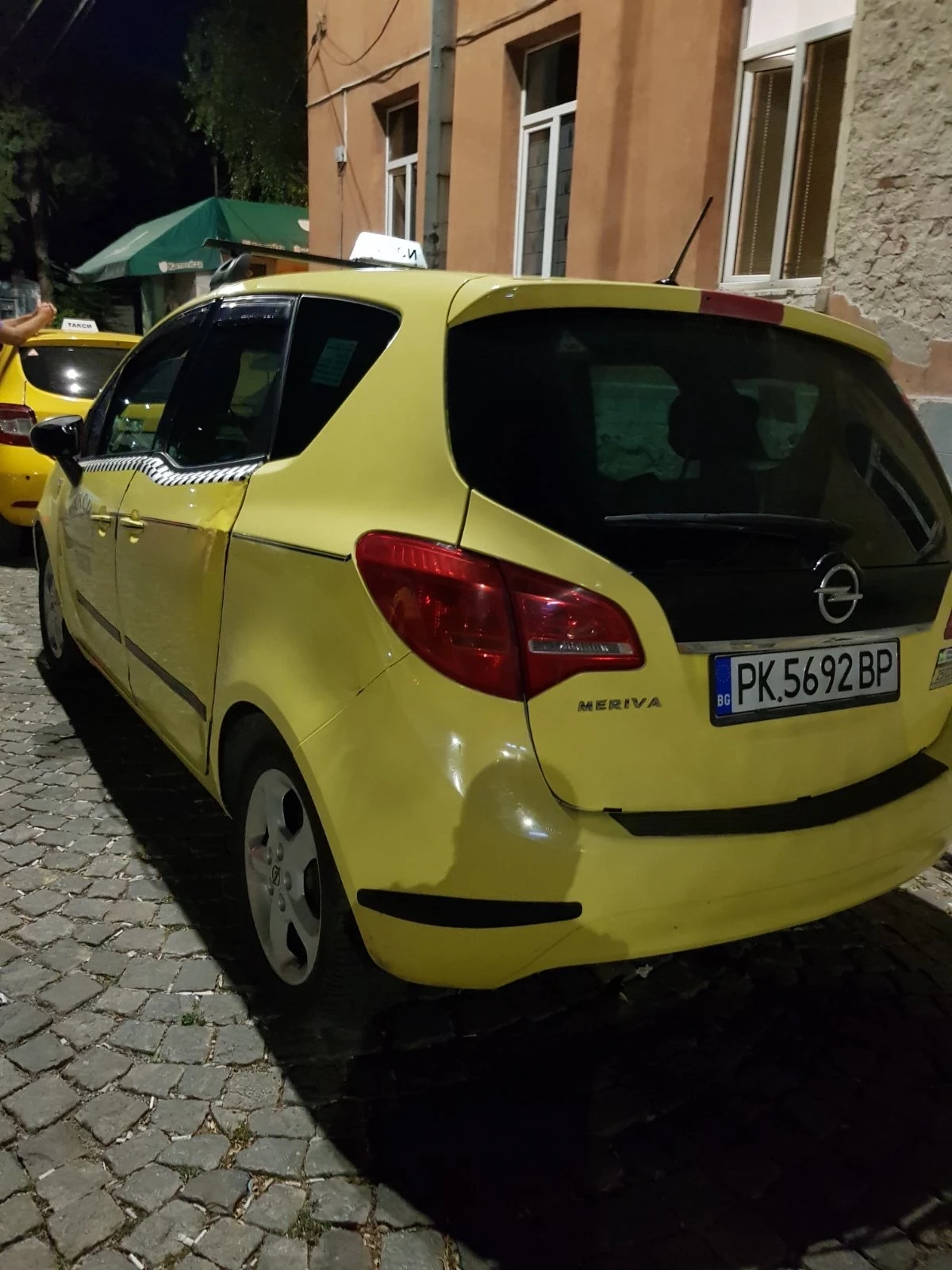 Opel Meriva, снимка 4 - Автомобили и джипове - 55925614