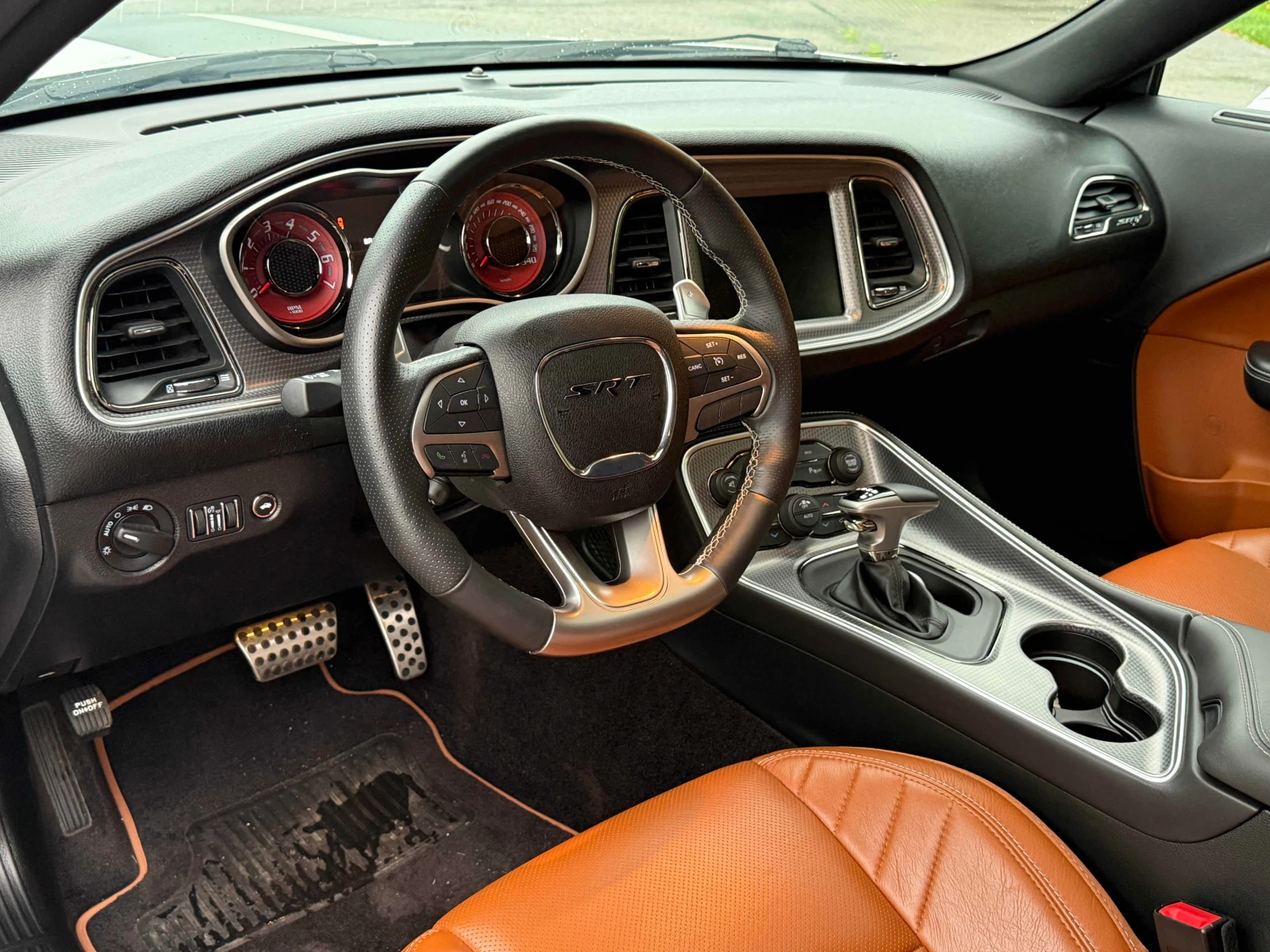 Dodge Challenger * SRT Hellcat * CARFAX* ПОДГРЕВ* , снимка 6 - Автомобили и джипове - 56022775
