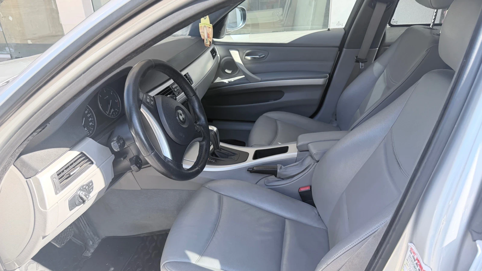 BMW 320 D xDrive, снимка 7 - Автомобили и джипове - 56293899