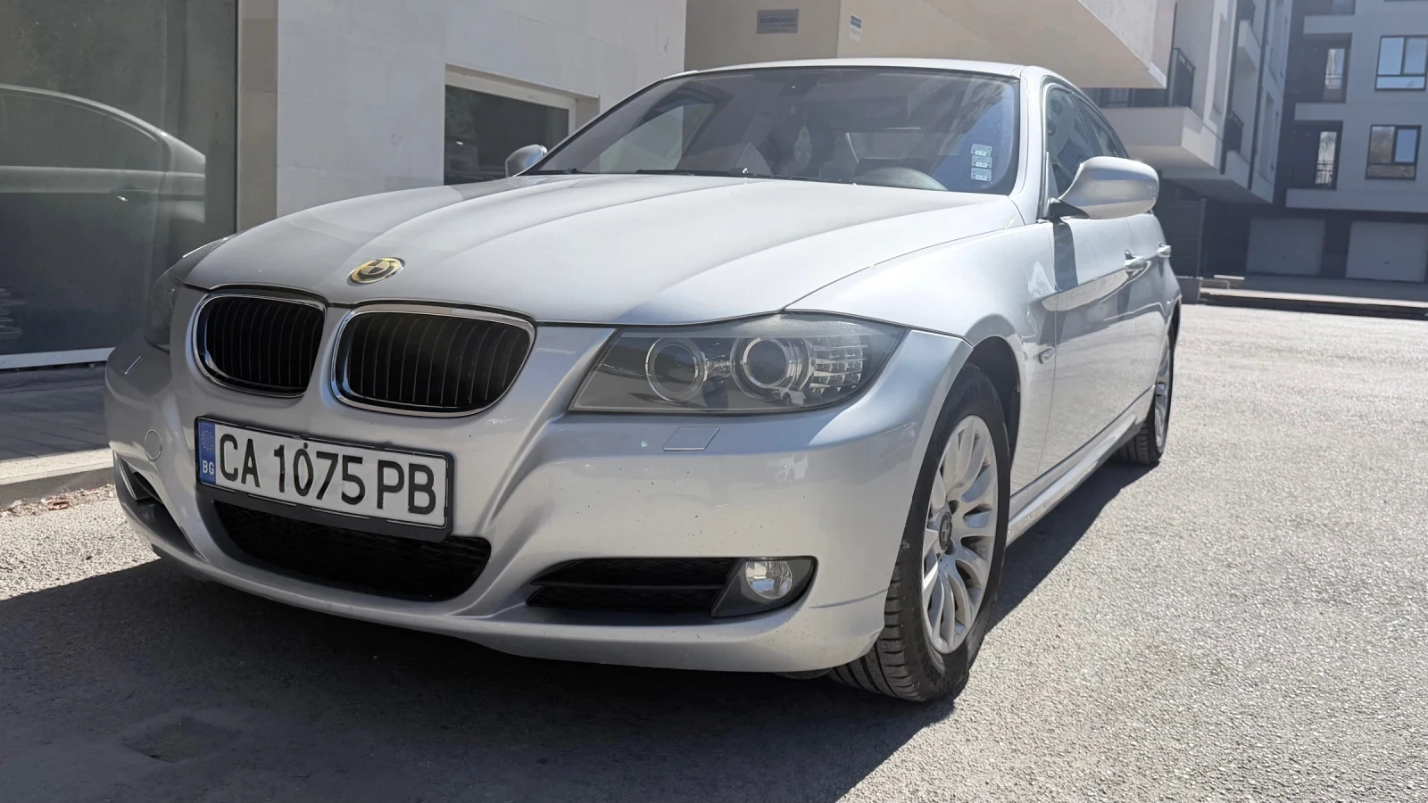 BMW 320 D xDrive, снимка 3 - Автомобили и джипове - 56293899