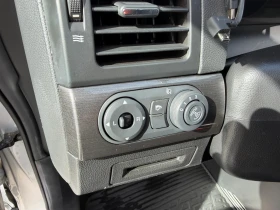 Chevrolet Captiva 2.0TD 4WD AUTOMATIK 7-МЕСТНА ЛИЗИНГ!!!, снимка 12