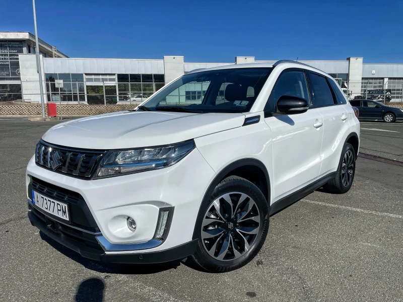 Suzuki Vitara 1.5 Full Hybrid , снимка 3 - Автомобили и джипове - 48085996