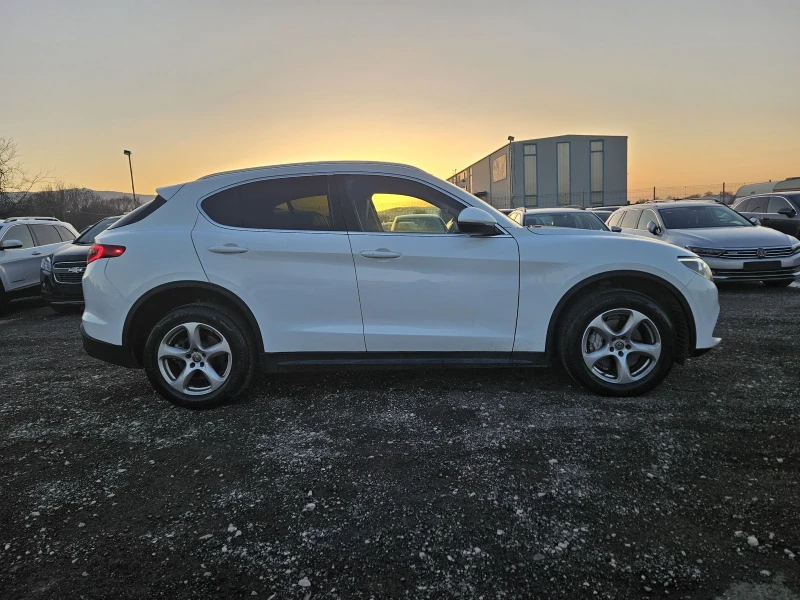 Alfa Romeo Stelvio 2.0Ti-АВТОМАТИК, снимка 5 - Автомобили и джипове - 48117655