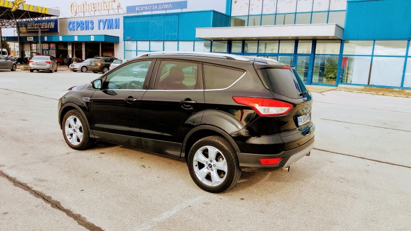 Ford Kuga 2.0.140кс, снимка 4 - Автомобили и джипове - 48472836