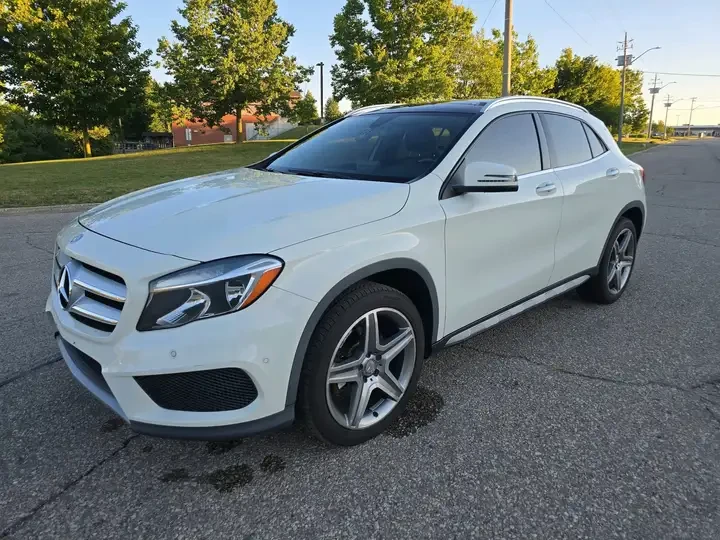 Mercedes-Benz GLA 4MATIC 4dr GLA 250, снимка 16 - Автомобили и джипове - 55980557