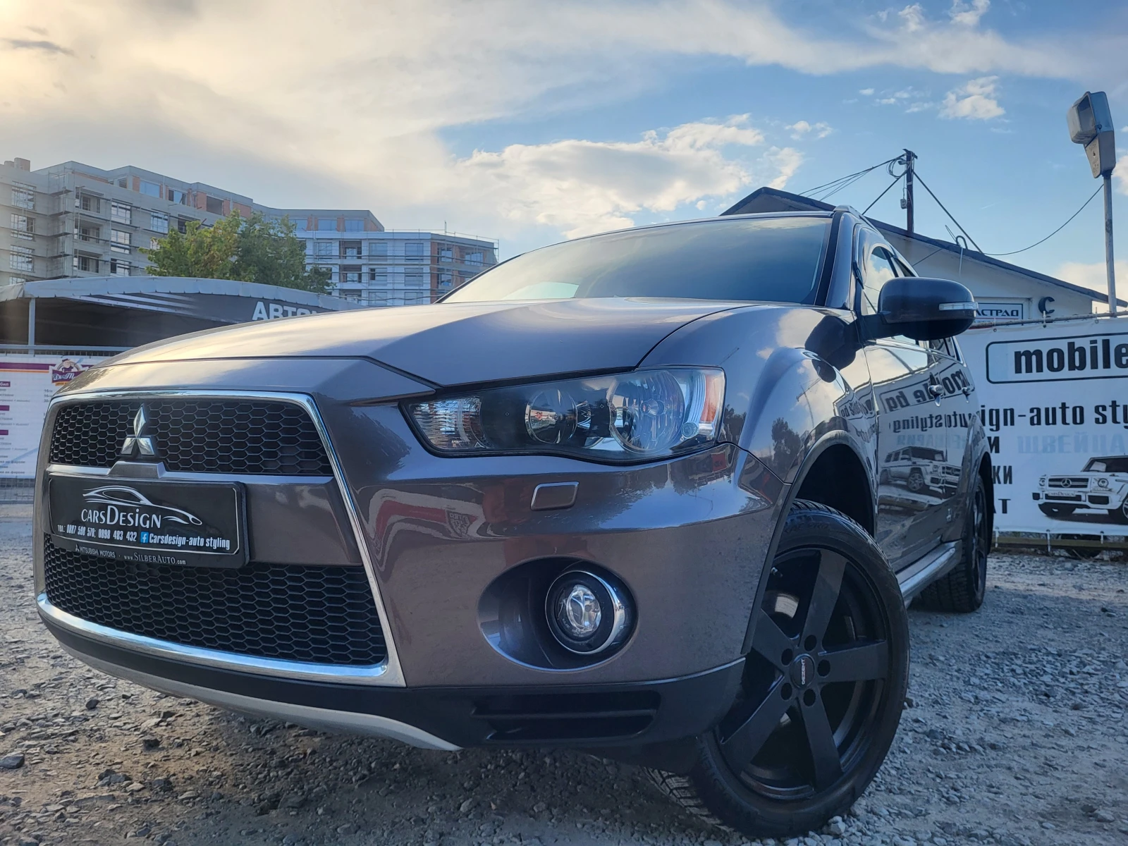 Mitsubishi Outlander 2.4MIVEC 4x4 FACE - изображение 2