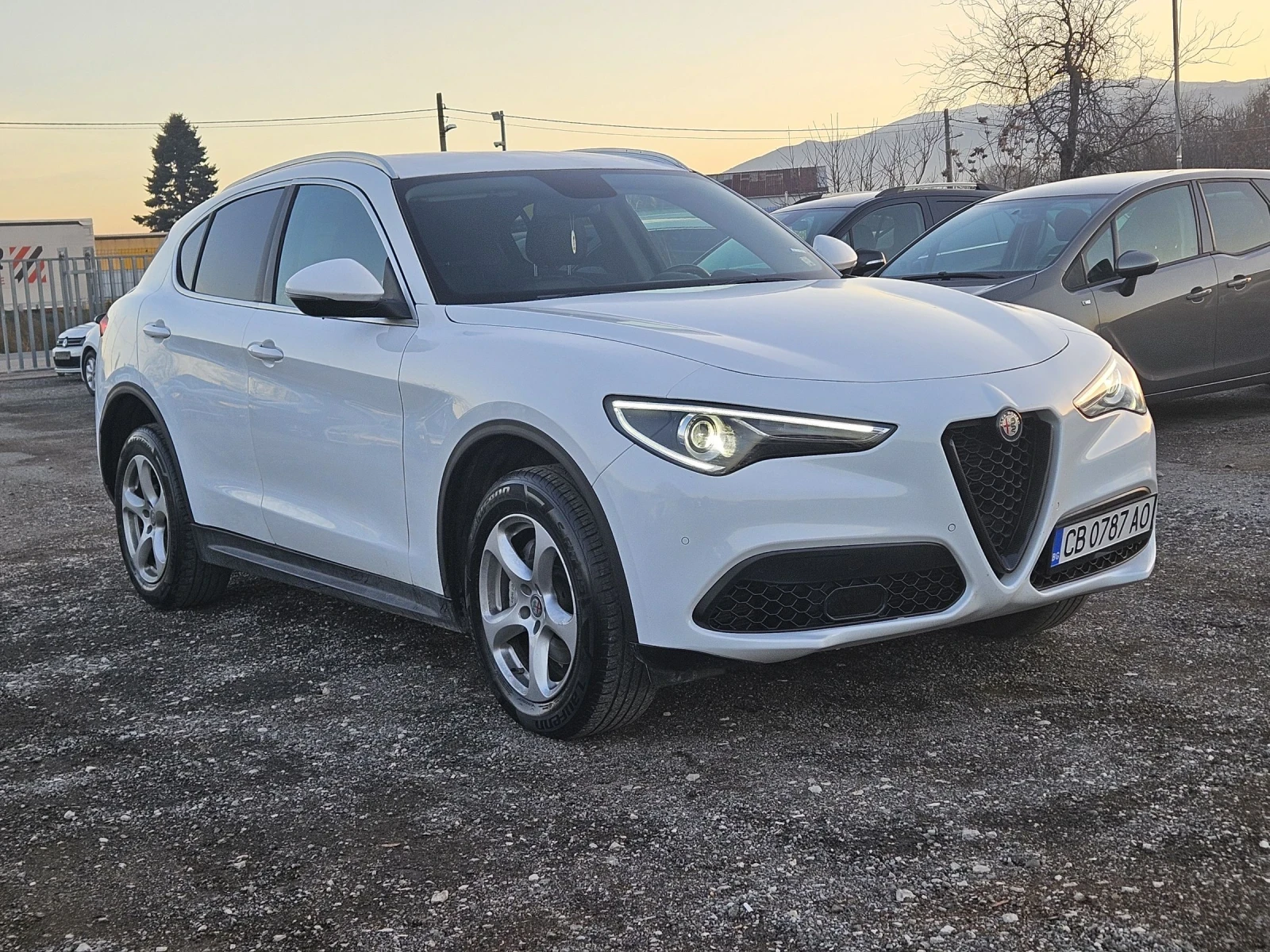 Alfa Romeo Stelvio 2.0Ti-АВТОМАТИК - изображение 2