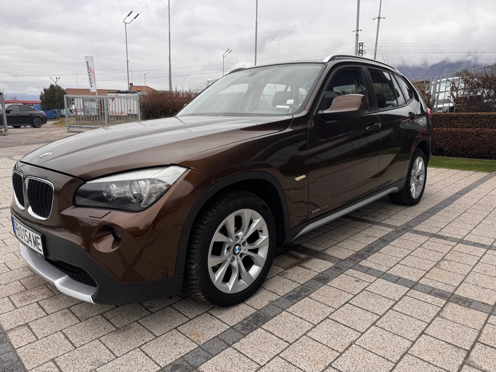 BMW X1 2.0d sDrive  - изображение 3