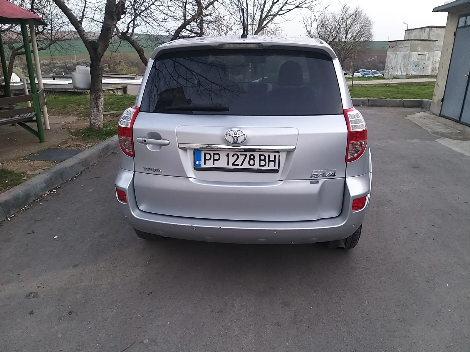 Toyota Rav4 2.2D-CAT - изображение 4