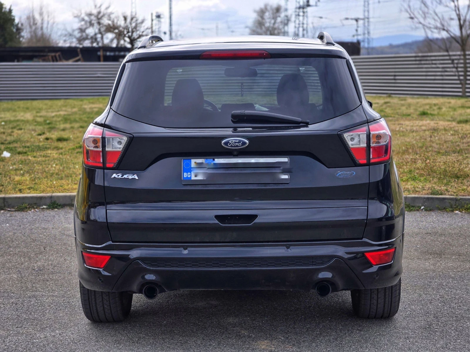 Ford Kuga 2.0 TDci ST-line Sport, снимка 5 - Автомобили и джипове - 53893981