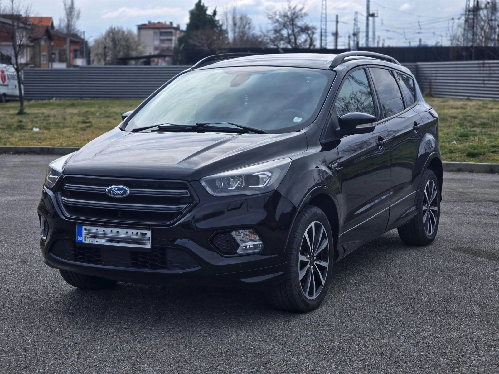 Ford Kuga 2.0 TDci ST-line Sport, снимка 2 - Автомобили и джипове - 53893981