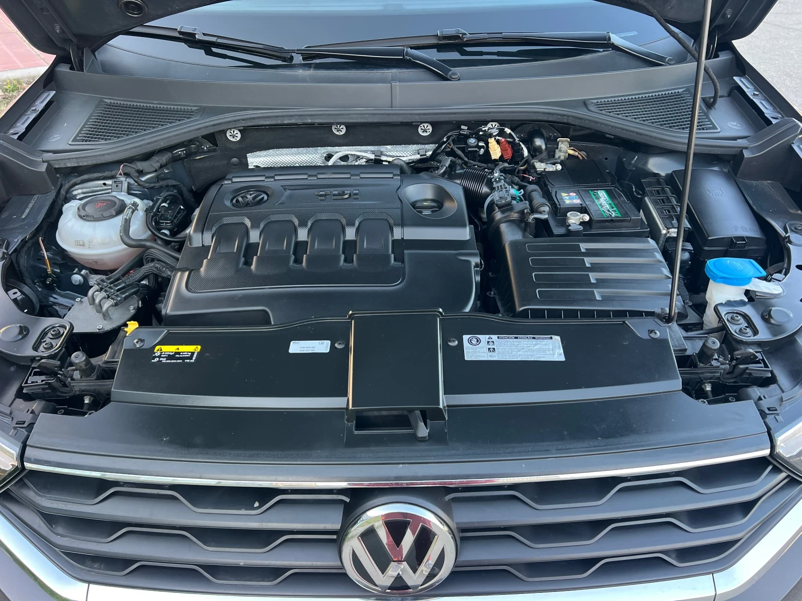 VW T-Roc 1.6TDI/DIGITAL/TOP, снимка 15 - Автомобили и джипове - 53902013