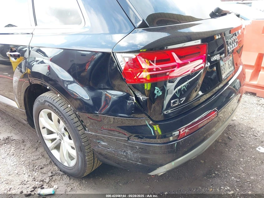 Audi Q7 3l 3.0T Premium, снимка 12 - Автомобили и джипове - 54007024