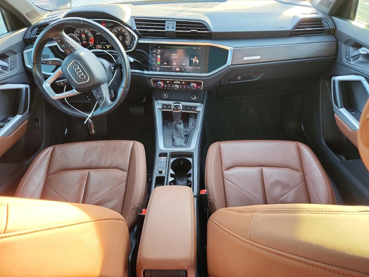 Audi Q3 2l S line Premium Plus 45 TFSI quattro, снимка 8 - Автомобили и джипове - 54291728