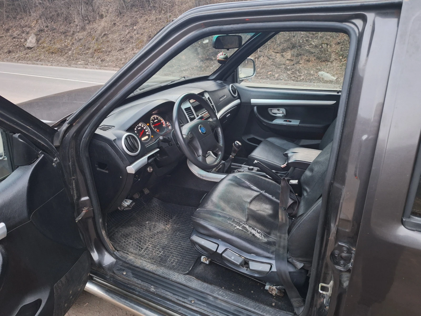 Mitsubishi L200 2.0i Газ/Бензин, снимка 9 - Автомобили и джипове - 54478023