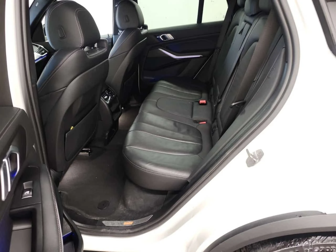 BMW X5 XDRIVE40I| PARKING ASSIST| 360| AMBIENT| 2 КЛЮЧА, снимка 13 - Автомобили и джипове - 54650089