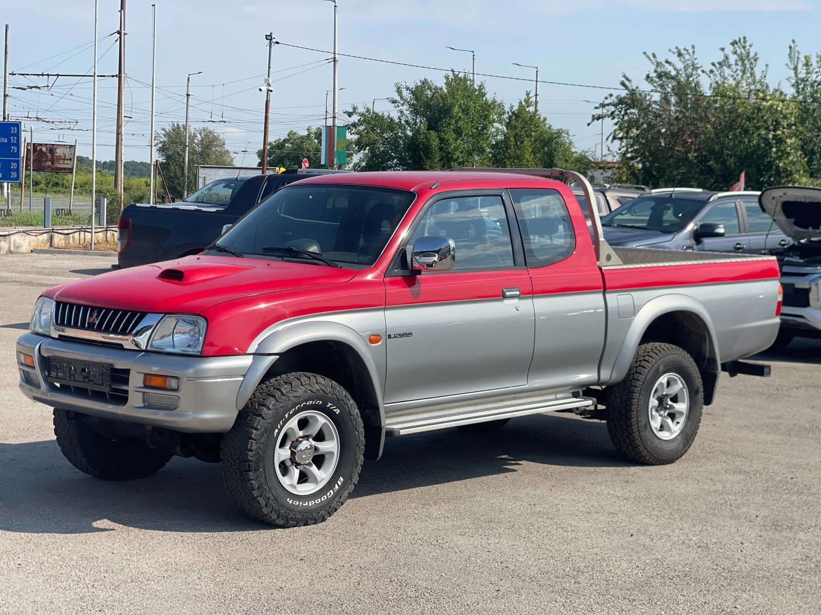 Mitsubishi L200 2.5TDi, снимка 2 - Автомобили и джипове - 55111901