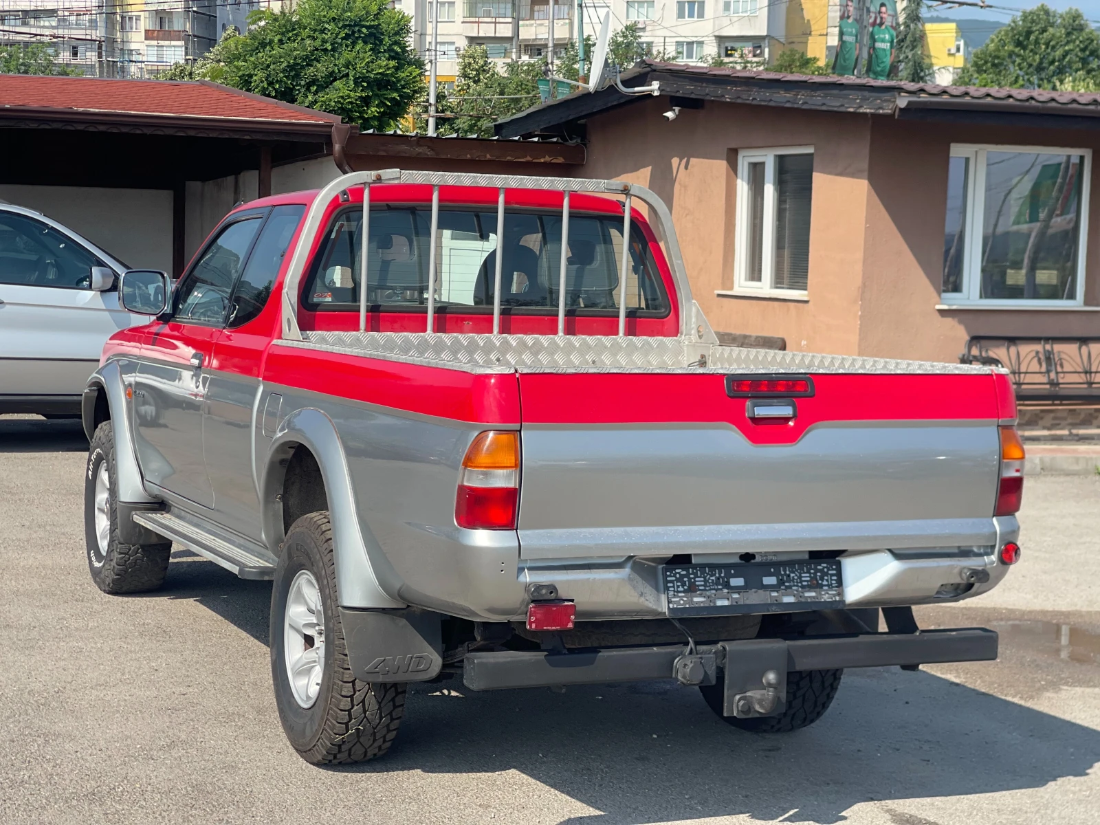 Mitsubishi L200 2.5TDi, снимка 4 - Автомобили и джипове - 55111901