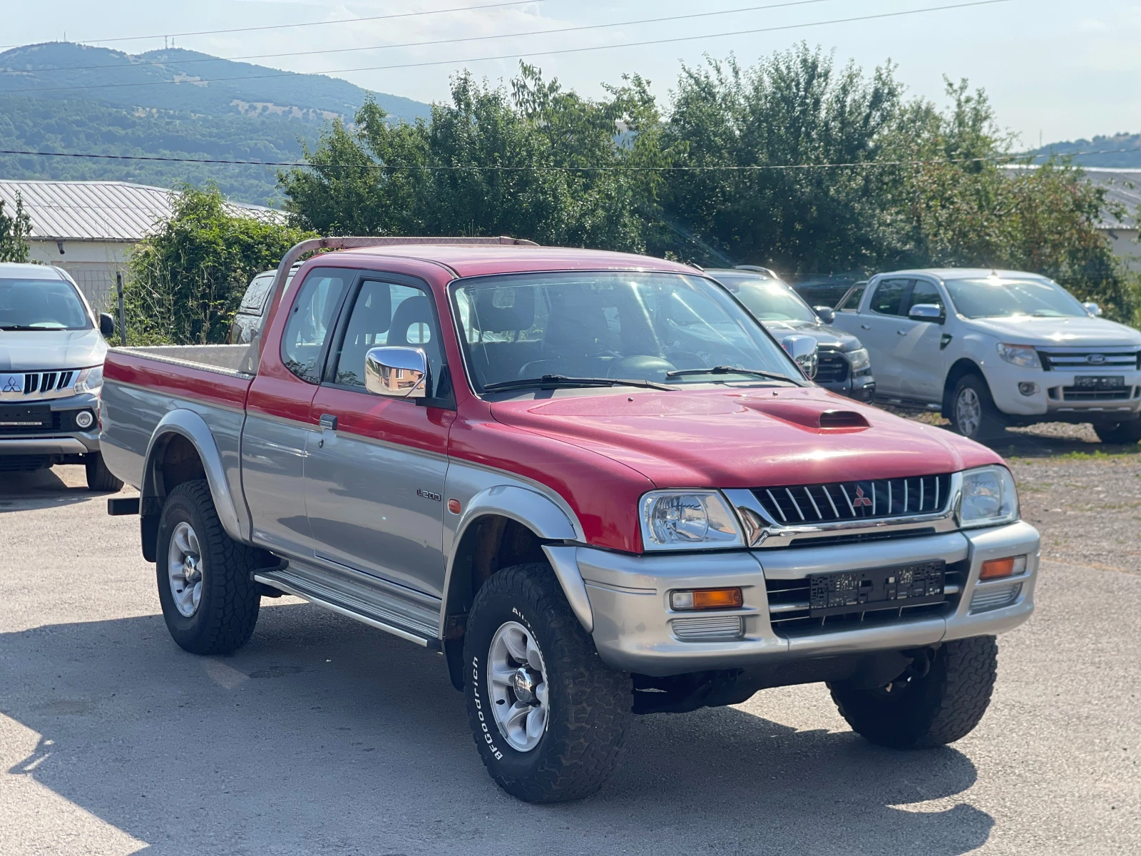 Mitsubishi L200 2.5TDi, снимка 6 - Автомобили и джипове - 55111901