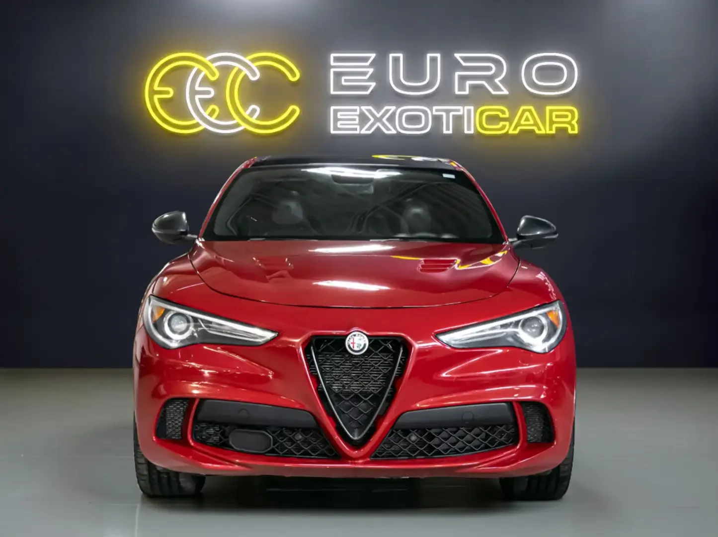 Alfa Romeo Stelvio Quadrifoglio* Carbon, снимка 2 - Автомобили и джипове - 55199262