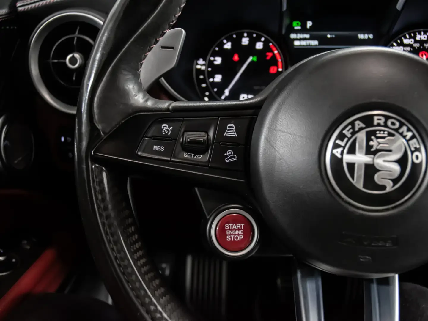 Alfa Romeo Stelvio Quadrifoglio* Carbon, снимка 9 - Автомобили и джипове - 55199262