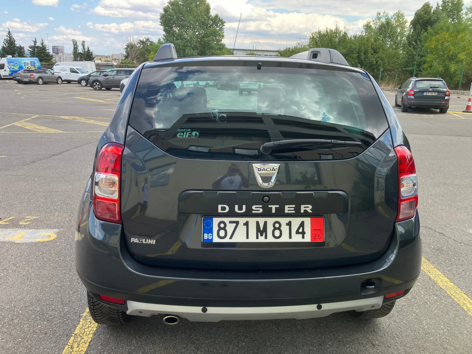 Dacia Duster 1.6i-72000kм, снимка 5 - Автомобили и джипове - 55702344