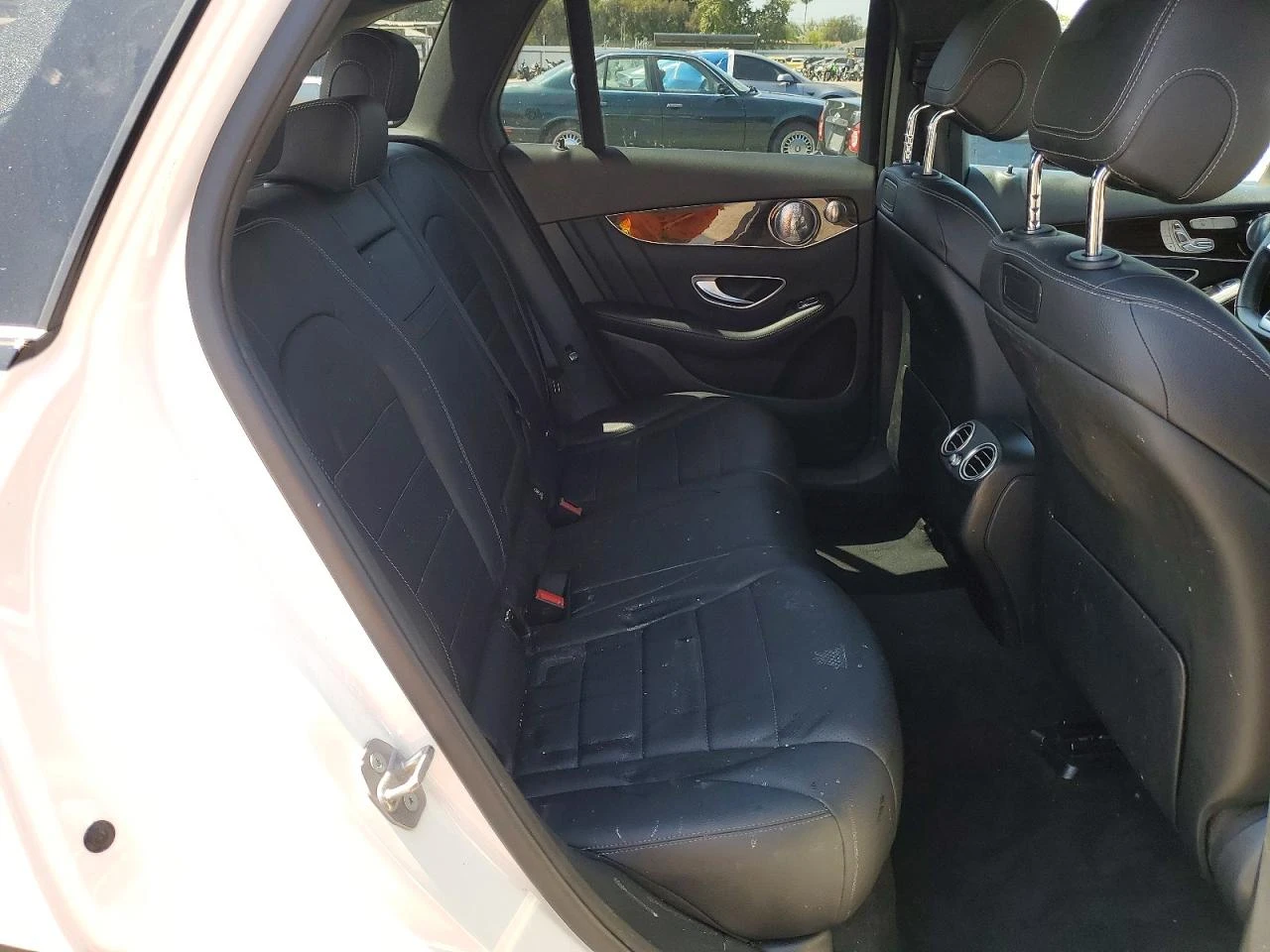 Mercedes-Benz GLC 300 2.0l, снимка 11 - Автомобили и джипове - 55773197