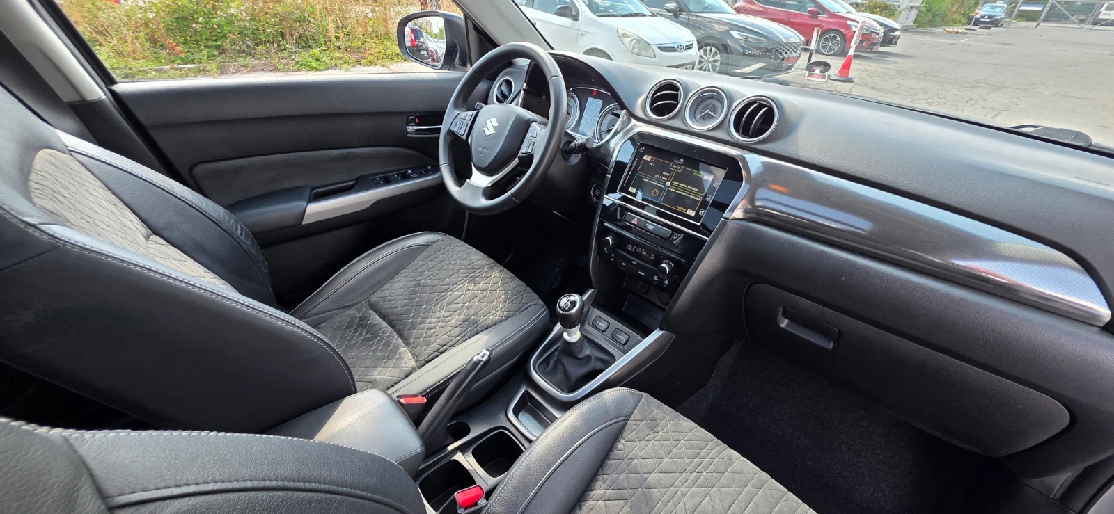 Suzuki Vitara 1.4 BOOSTER JET 140k.c EURO 6, снимка 13 - Автомобили и джипове - 55839124