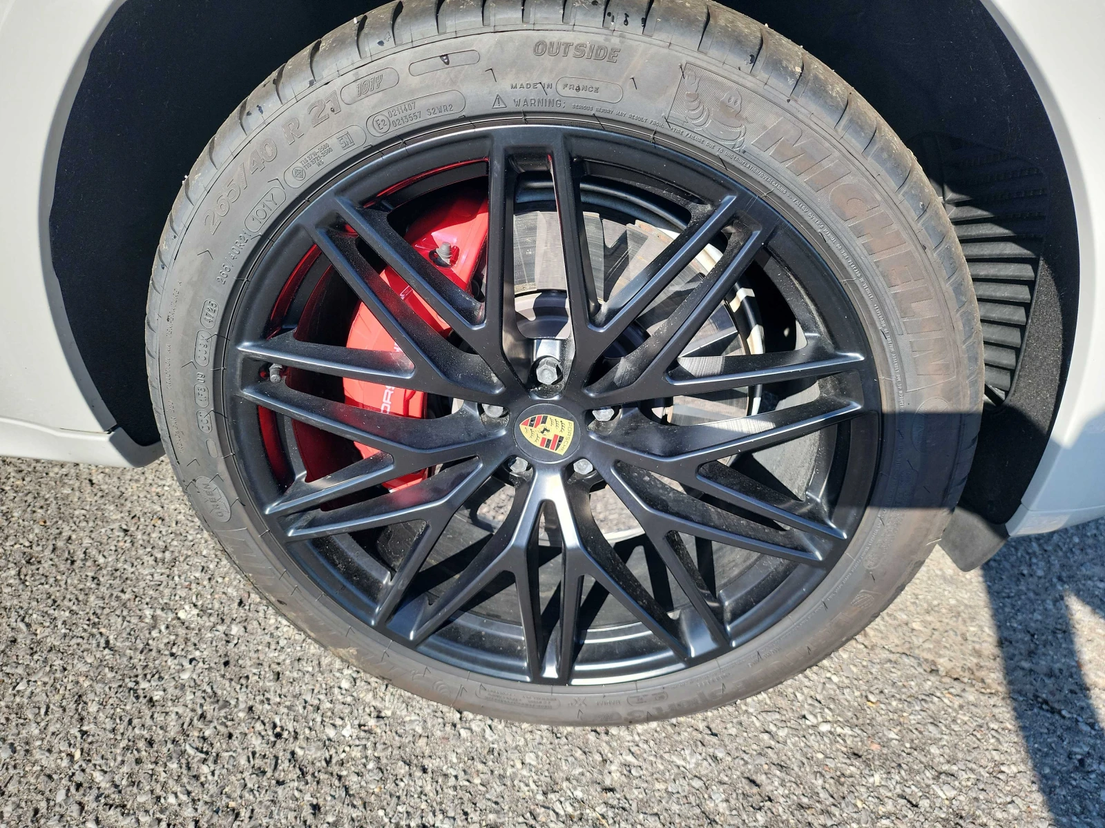 Porsche Macan GTS | CARFAX | АВТОКРЕДИТ БЕЗ ПЪРВОНАЧАЛНА ВНОСКА, снимка 6 - Автомобили и джипове - 55875765