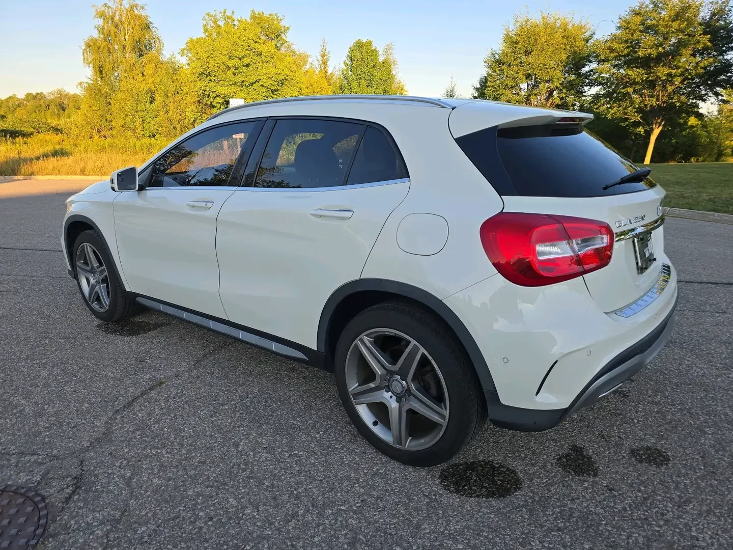 Mercedes-Benz GLA 4MATIC 4dr GLA 250, снимка 3 - Автомобили и джипове - 55980557