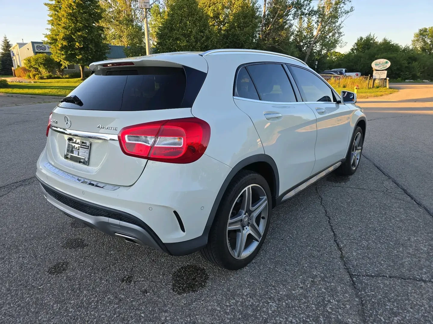 Mercedes-Benz GLA 4MATIC 4dr GLA 250, снимка 5 - Автомобили и джипове - 55980557