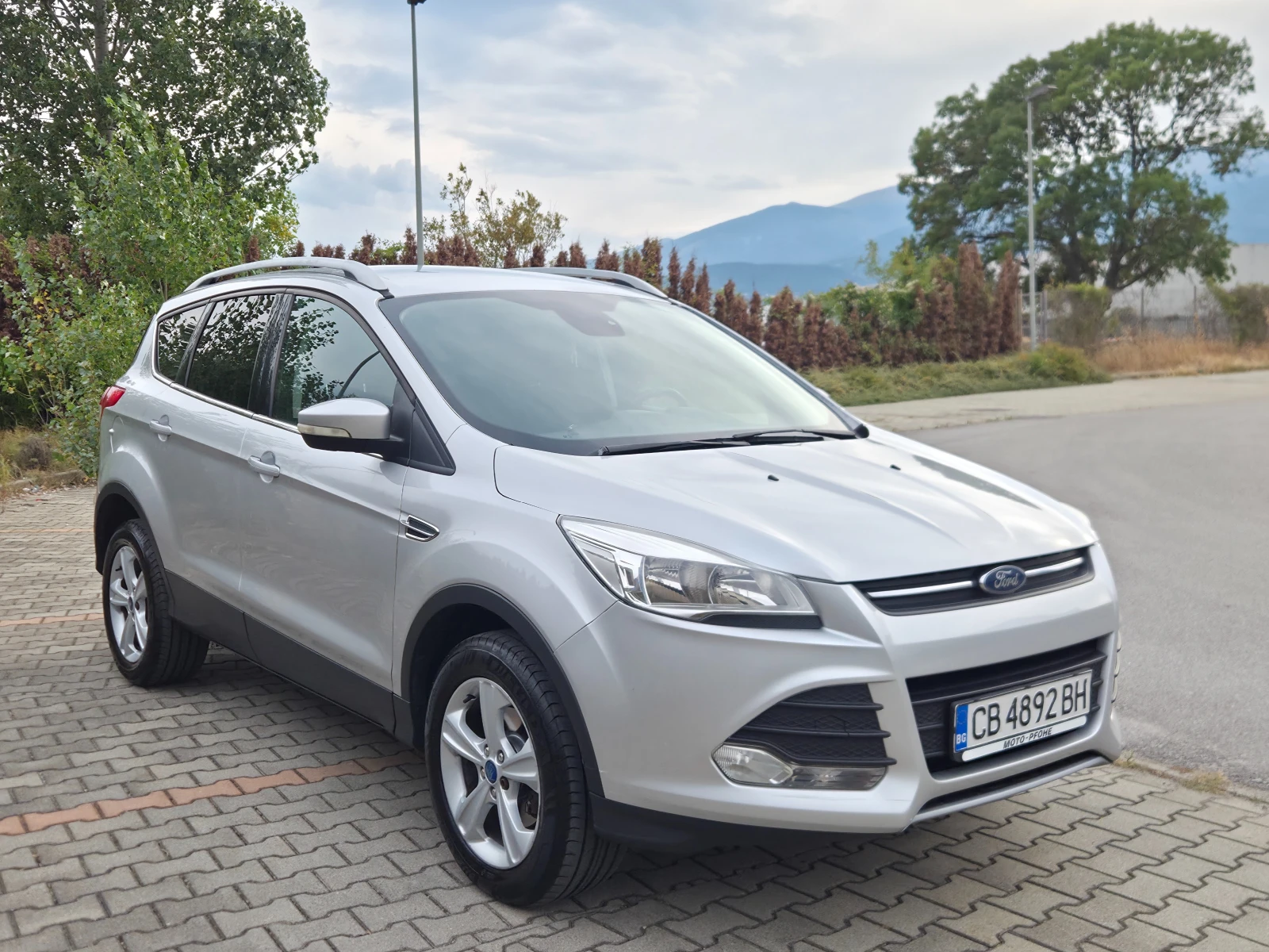 Ford Kuga EcoBoost* НАПЪЛНО ОБСЛУЖЕН* , снимка 5 - Автомобили и джипове - 56187962