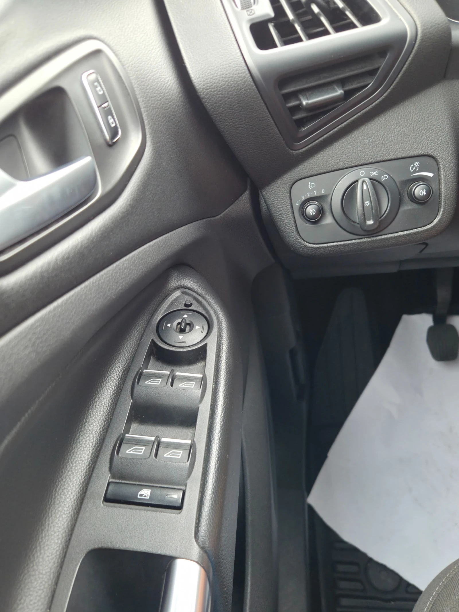 Ford Kuga EcoBoost* НАПЪЛНО ОБСЛУЖЕН* , снимка 16 - Автомобили и джипове - 56187962