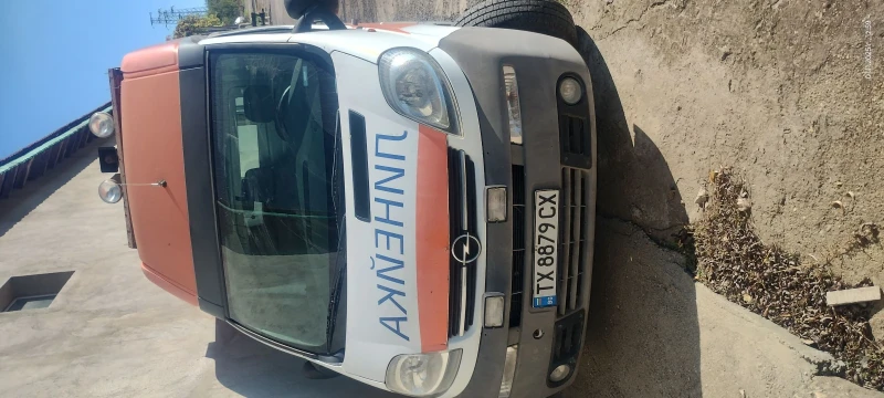 Opel Vivaro 2.5DTI, снимка 2 - Бусове и автобуси - 52254966