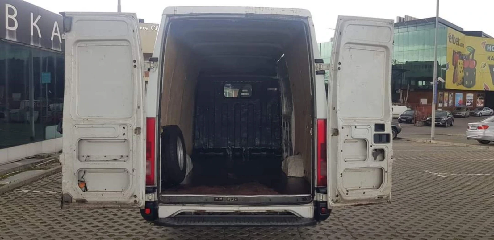 Iveco 35c11 1111111, снимка 9 - Бусове и автобуси - 54467029