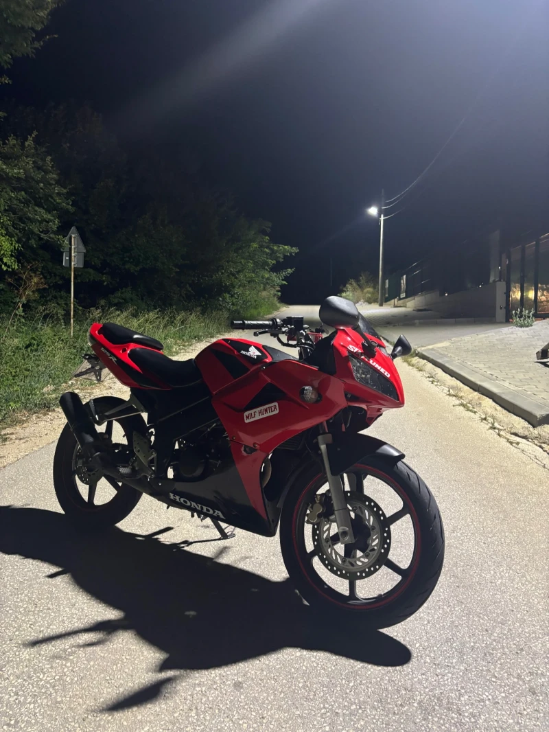 Honda Cbr 125R, снимка 3 - Мотоциклети и мототехника - 53491832