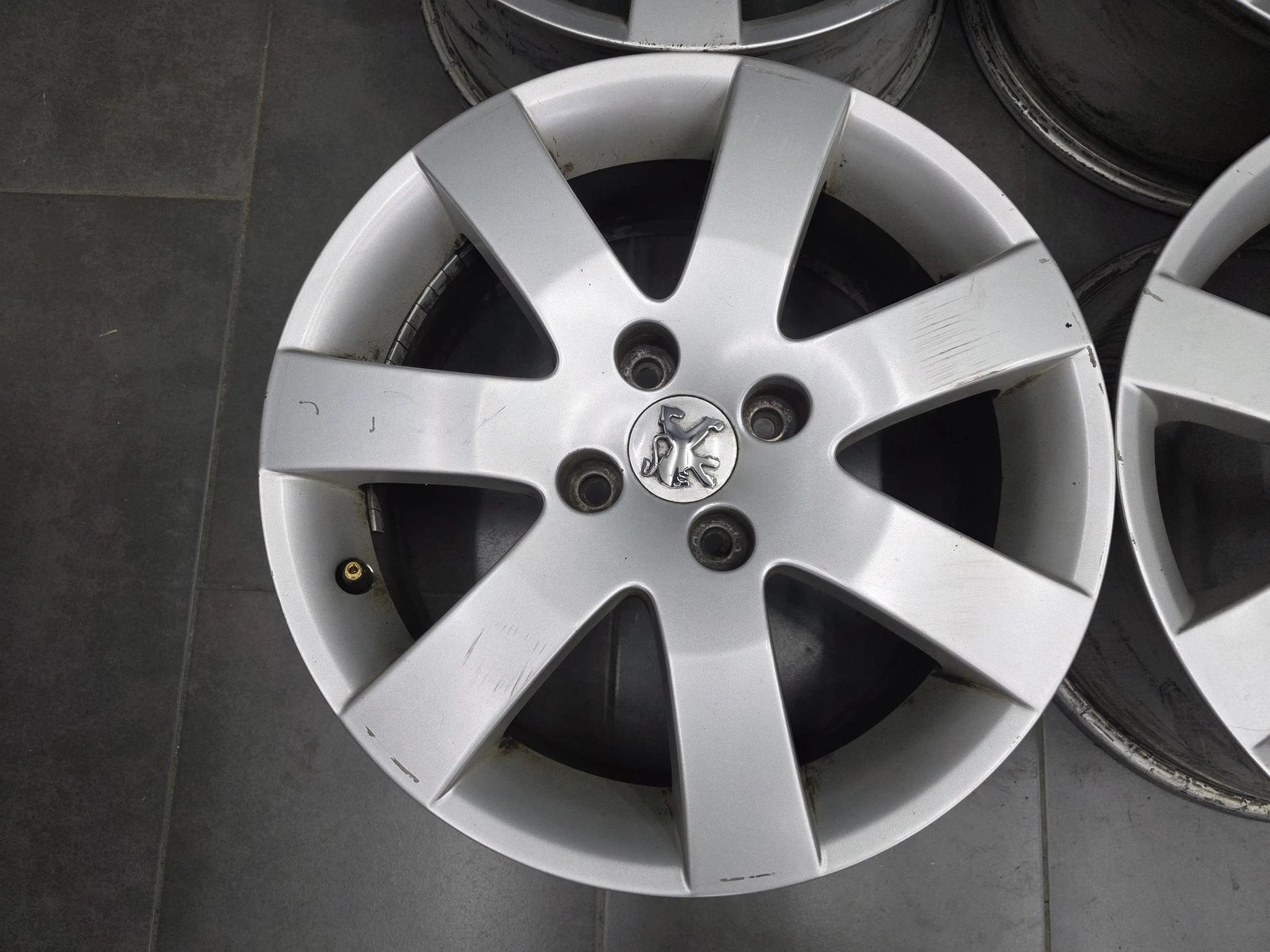 Джанти за Peugeot, снимка 7 - Гуми и джанти - 56729980