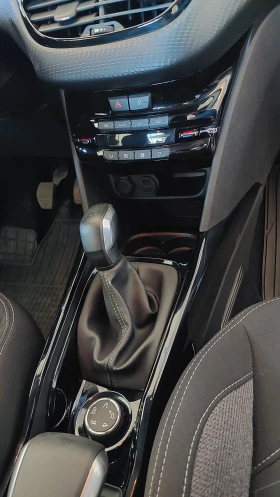 Peugeot 2008 SUV, снимка 9