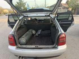 Audi A4 1.8 T с газ, снимка 11