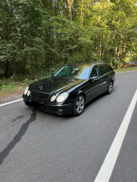 Mercedes-Benz E 220, снимка 1