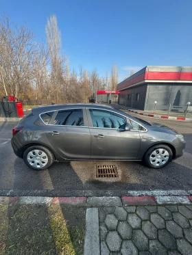 Обява за продажба на Opel Astra Astra J ~10 900 лв. - изображение 1