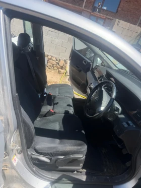 Honda Fr-v - 2300 € - 15740699 11