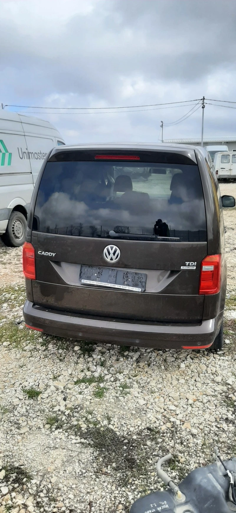 VW Caddy 2.0 TDI, снимка 3 - Автомобили и джипове - 40013643