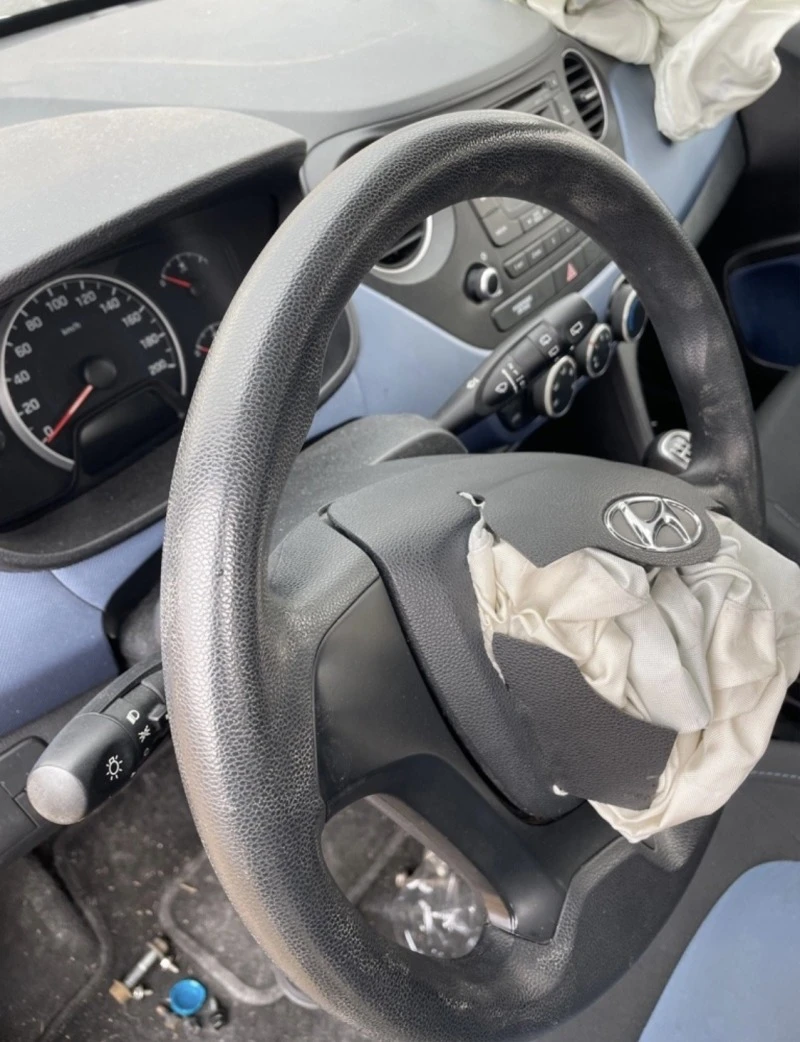 Hyundai I10, снимка 5 - Автомобили и джипове - 44488434