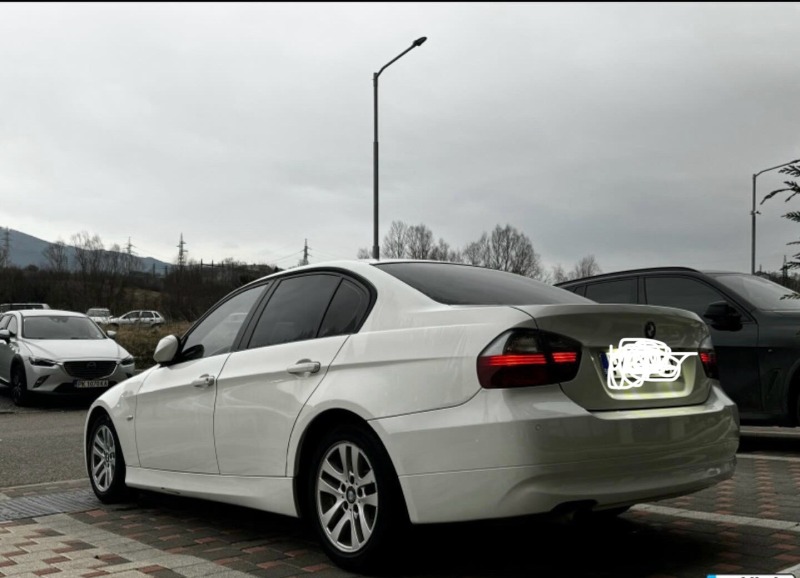 BMW 320, снимка 3 - Автомобили и джипове - 45963072