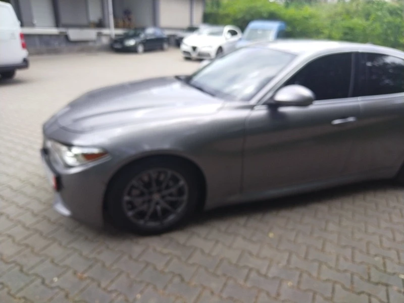 Alfa Romeo Giulia 2.0i 280кс, снимка 2 - Автомобили и джипове - 46400706