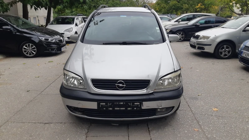 Opel Zafira 1.8 Бензин ГАЗ-ИНЖ Германия, снимка 8 - Автомобили и джипове - 47473197