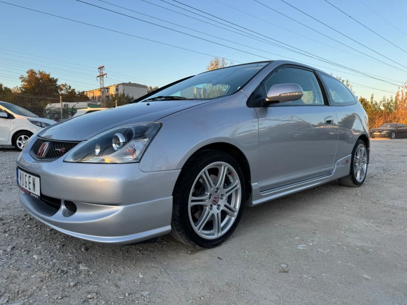 Honda Civic Type R / EP3 / ФЕЙСЛИФТ / ОРИГИНАЛ ! ! !, снимка 2 - Автомобили и джипове - 47695956