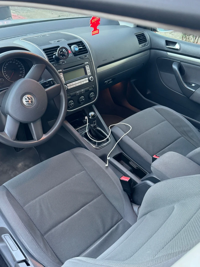 VW Golf, снимка 5 - Автомобили и джипове - 47726563